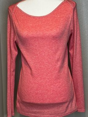 North Face Women’s Long-Sleeve Scoop Neck Top - Coral Pink